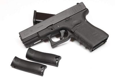 Страйкбольный пистолет WE-G003VXB-BK Glock-19 Gen.5 (металлический слайд, сменные накладки)