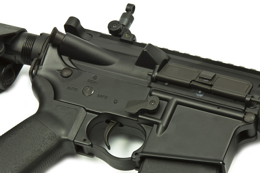 Страйкбольный автомат Cyma M4 URX rail 15” (CM.068D)