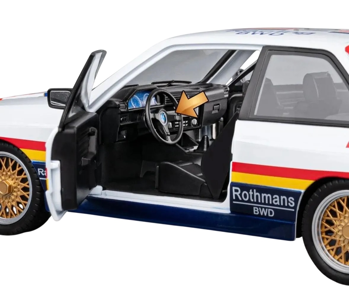 Машинка металлическая BMW M3 E30 1:24 MOTUE