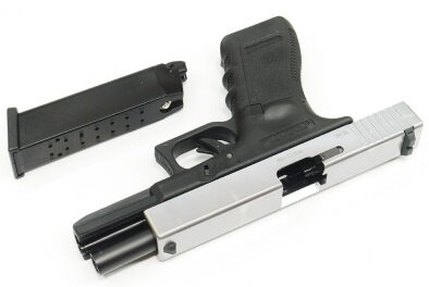 Страйкбольный пистолет WE Glock-17 Gen.3 Silver (WE-G001A-SV)