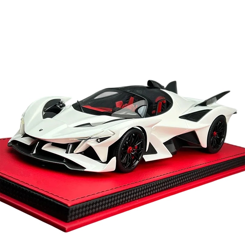 Машинка металлическая Apollo Evo 1:18 белая