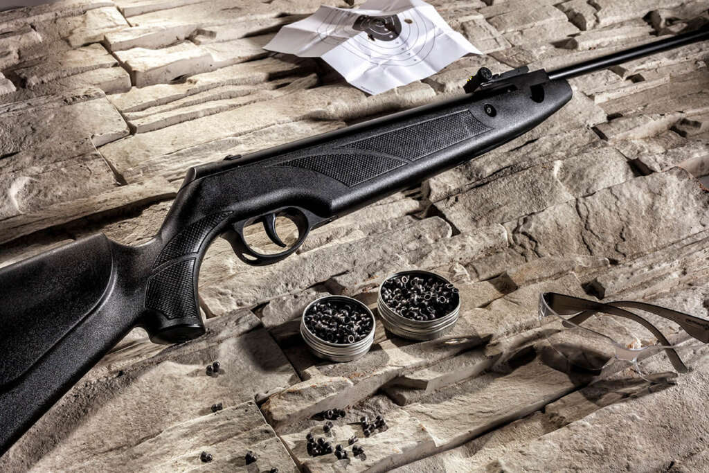 Пневматическая винтовка Ekol Major ES450 Black (3 Дж)