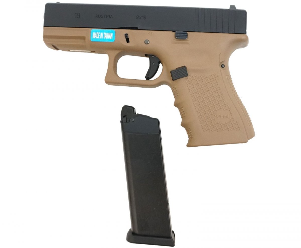 Страйкбольный пистолет WE Glock-19 Gen.4 Tan, сменные накладки (WE-G003B-TAN)