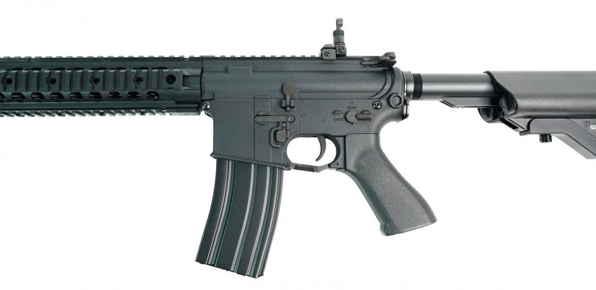 Страйкбольный автомат Cyma AR15 Mosfet Edition BK (CM.622)