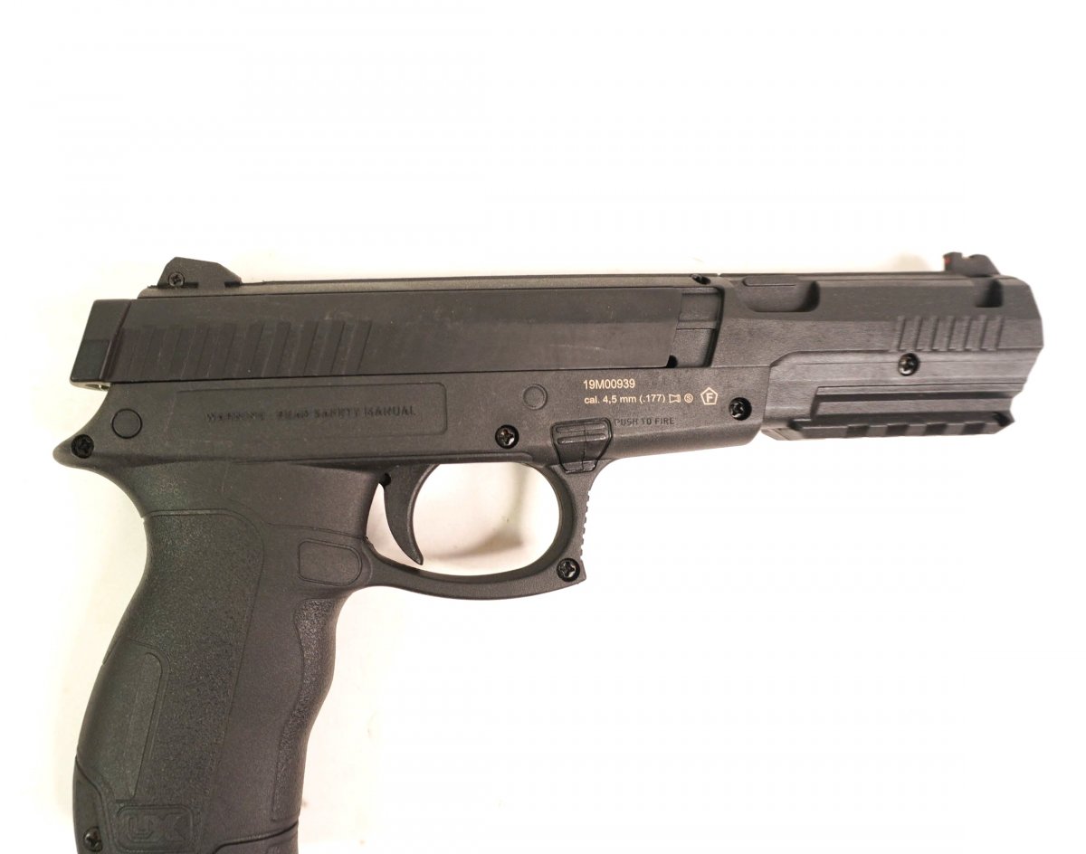 Пистолет Umarex DX17 4,5 мм