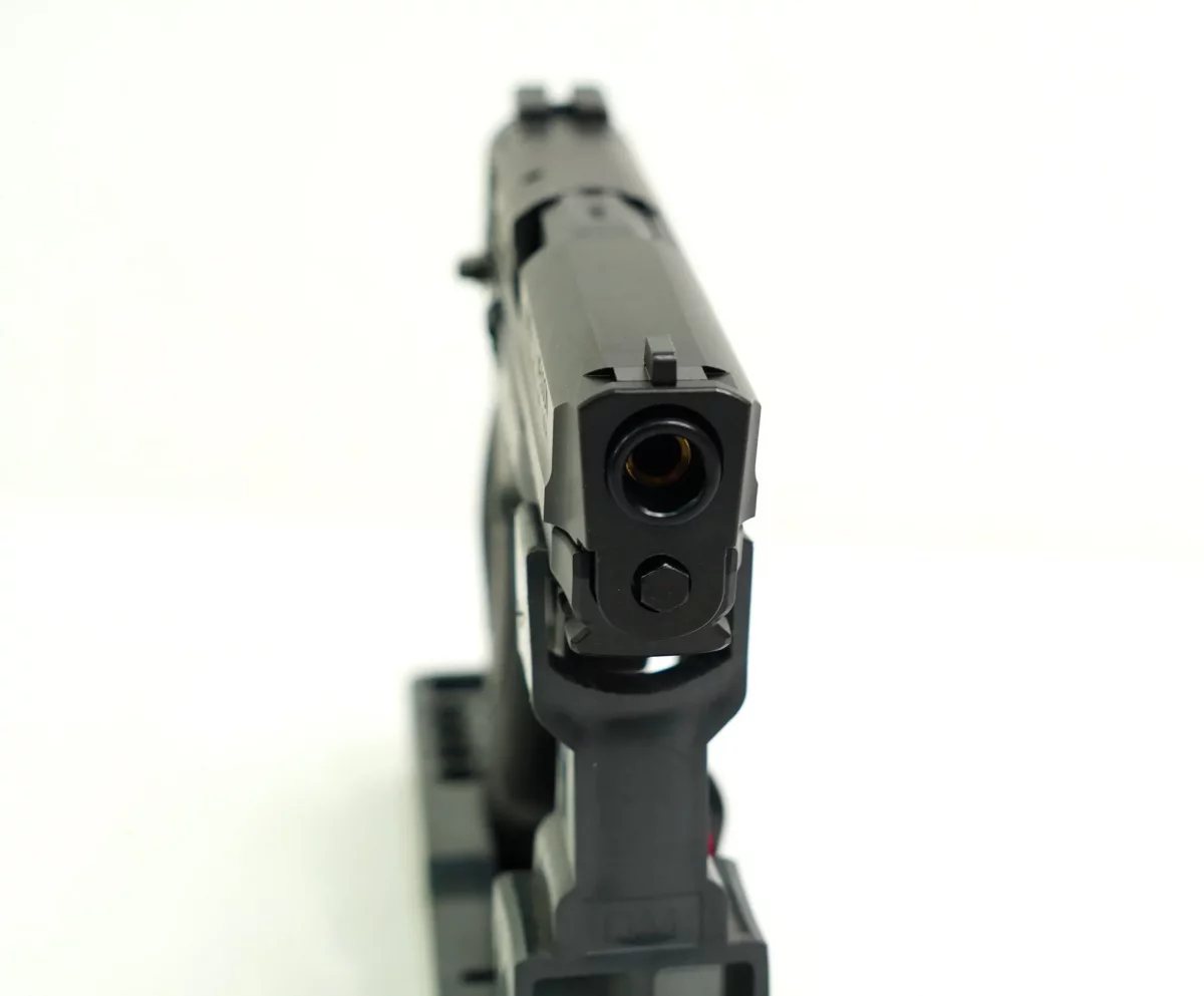 Страйкбольный пистолет Tokyo Marui Smith & Wesson M&P 9 — GBB, регулируемый Hop-Up, компактный хват