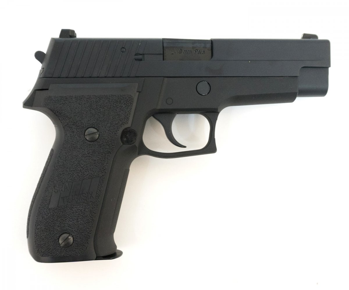 Страйкбольный пистолет WE Sig Sauer P226 (WE-F001B)