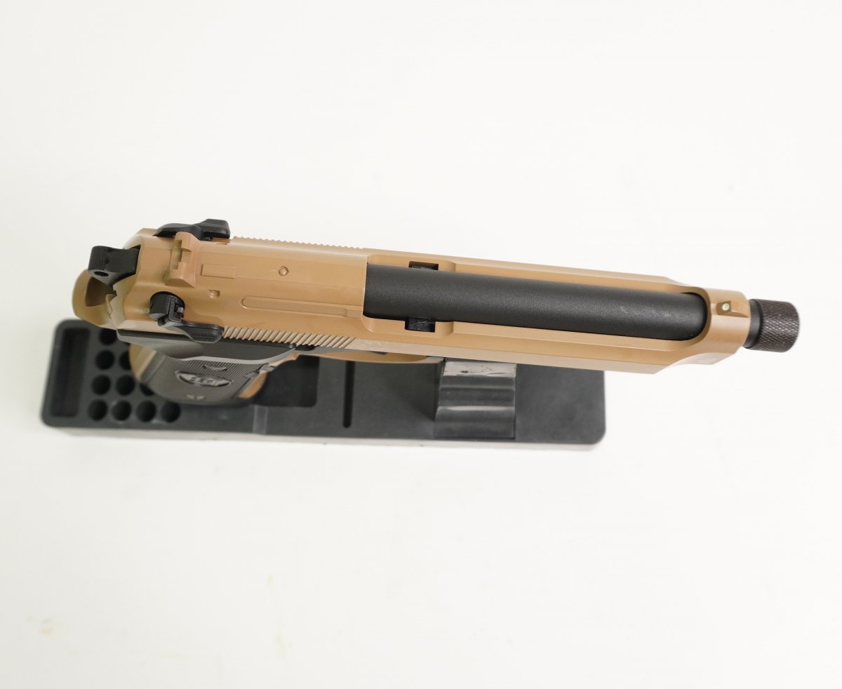 Страйкбольный пистолет KJW Beretta M9A1 TBC CO₂ Tan, удлин. ствол