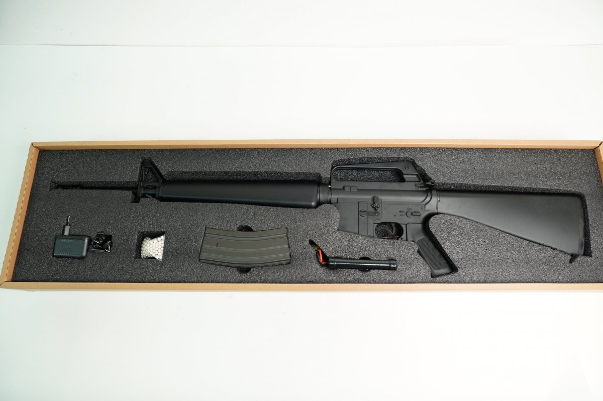Страйкбольный автомат Cyma M16A3 (CM.009B)