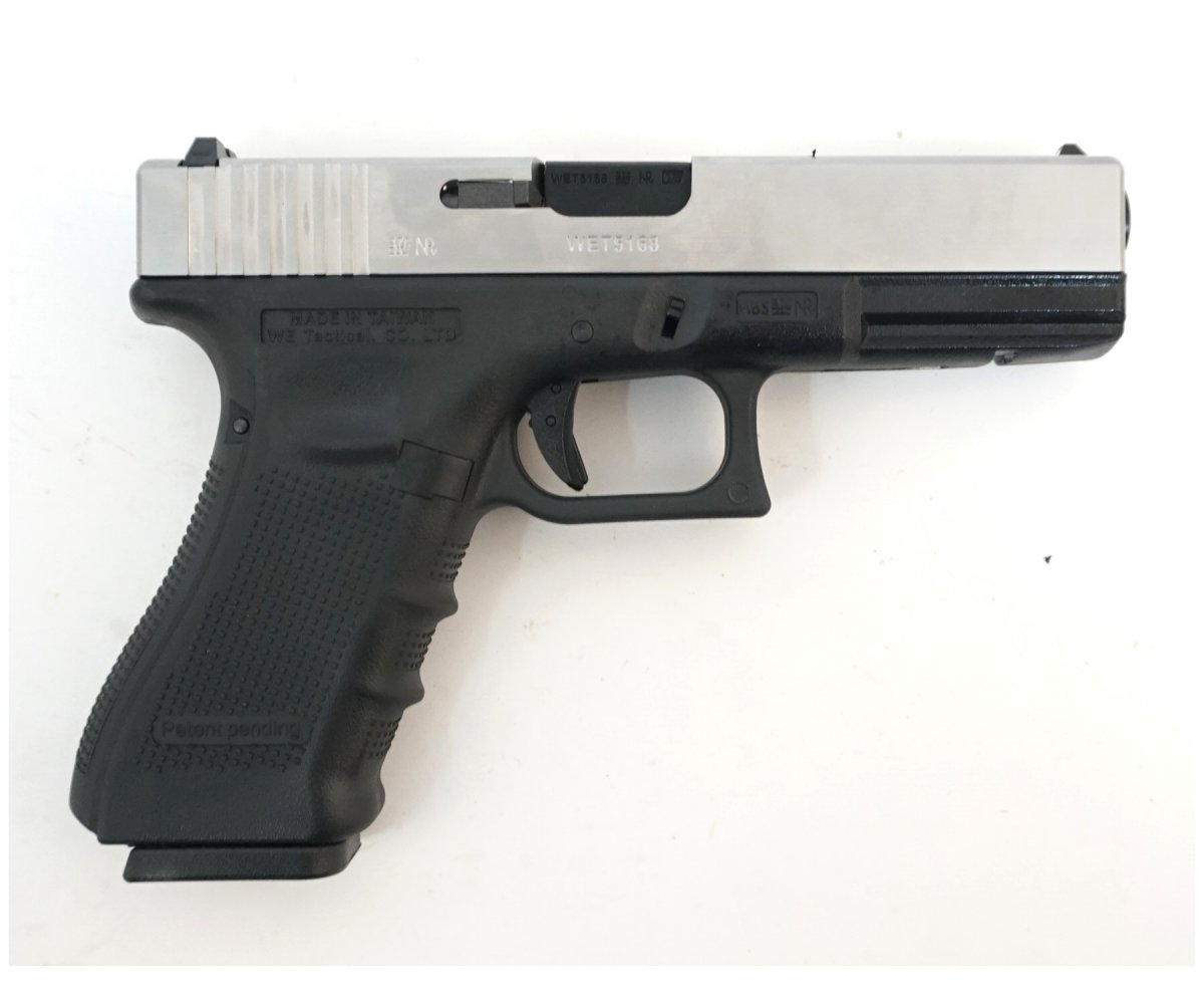 Страйкбольный пистолет WE Glock-18 Gen.4 Silver, сменные накладки (WE-G002B-SV)