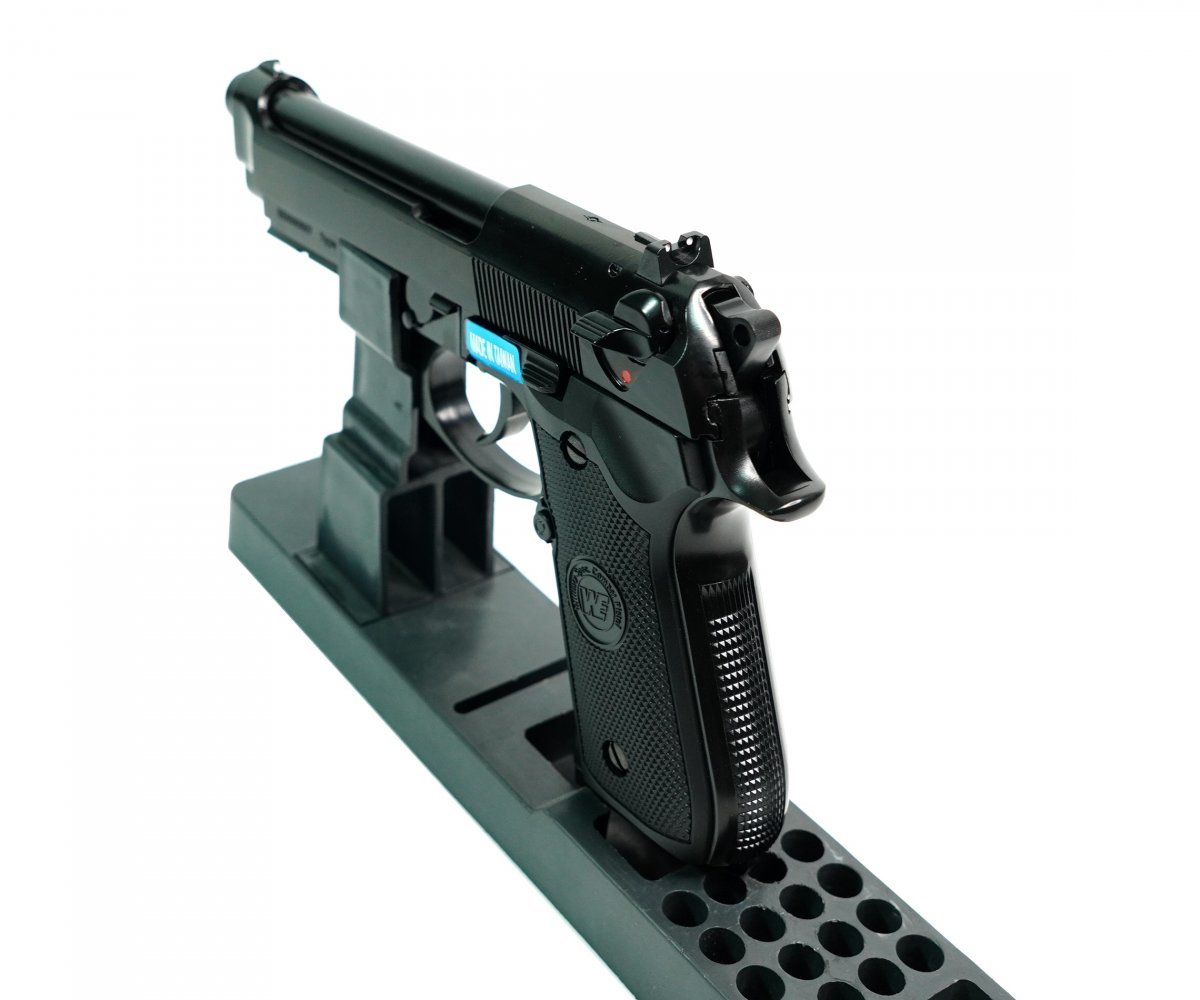 Страйкбольный пистолет WE Beretta M9A1 New Rail Black