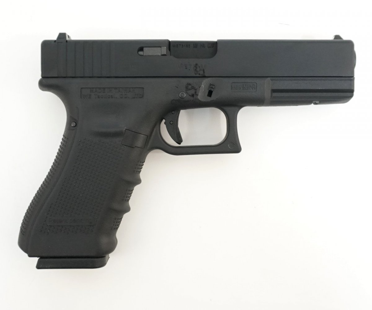 Страйкбольный пистолет WE Glock-18 Gen.4, сменные накладки (WE-G002B-BK)