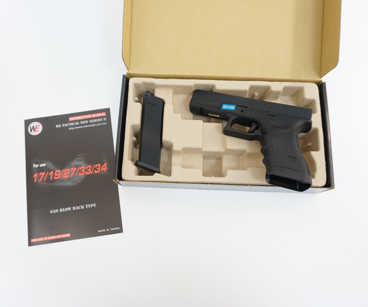 Страйкбольный пистолет WE Glock-17 Gen.3 Black (WE-G001A-BK)