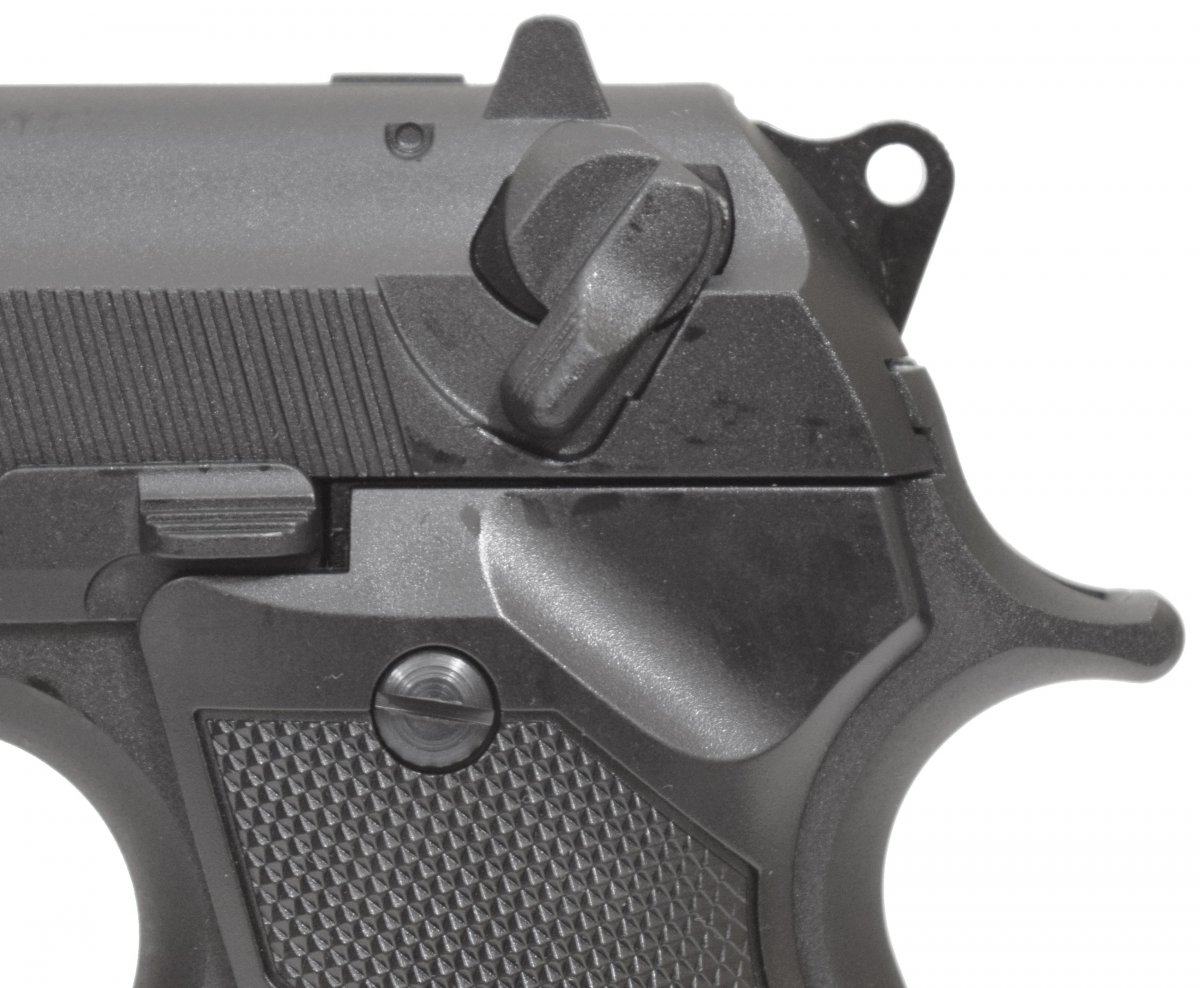 Страйкбольный пистолет KJW Beretta M9A1 CO₂ GBB