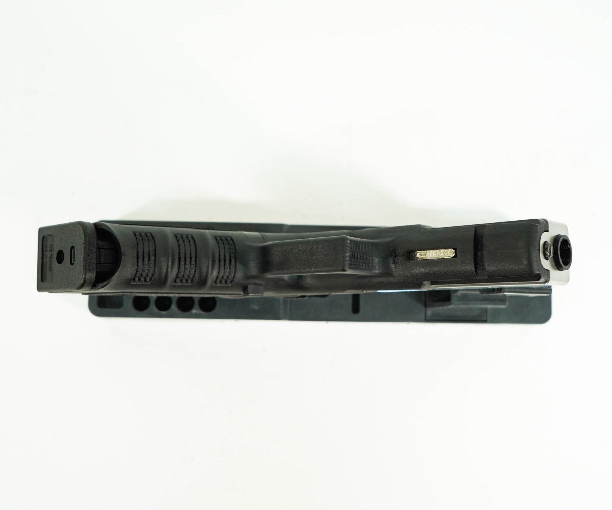 Страйкбольный пистолет WE Glock-17 Gen.3 Silver (WE-G001A-SV)