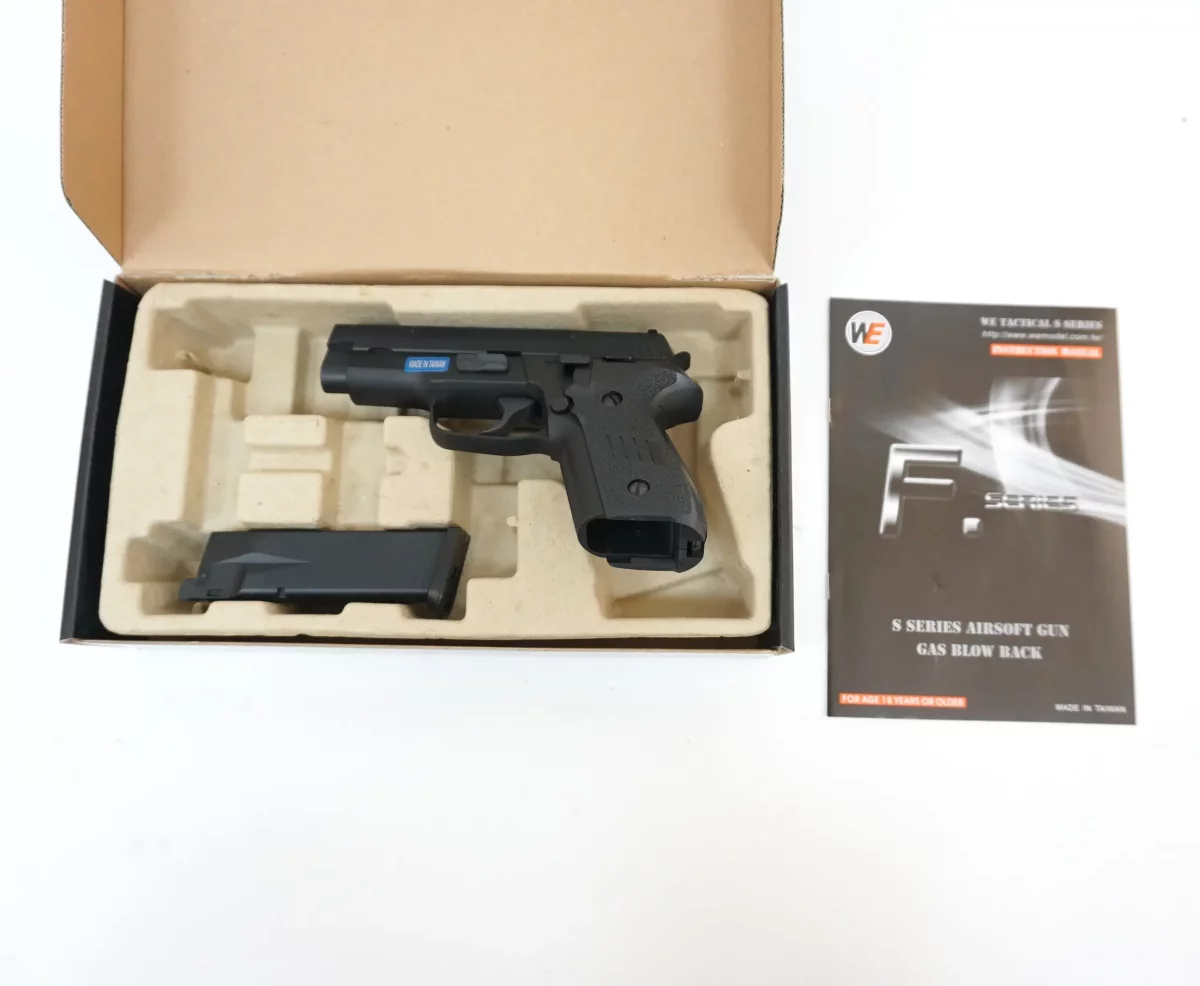 Страйкбольный пистолет WE SIG SAUER P-229 — чёрный, GBB, 6 мм