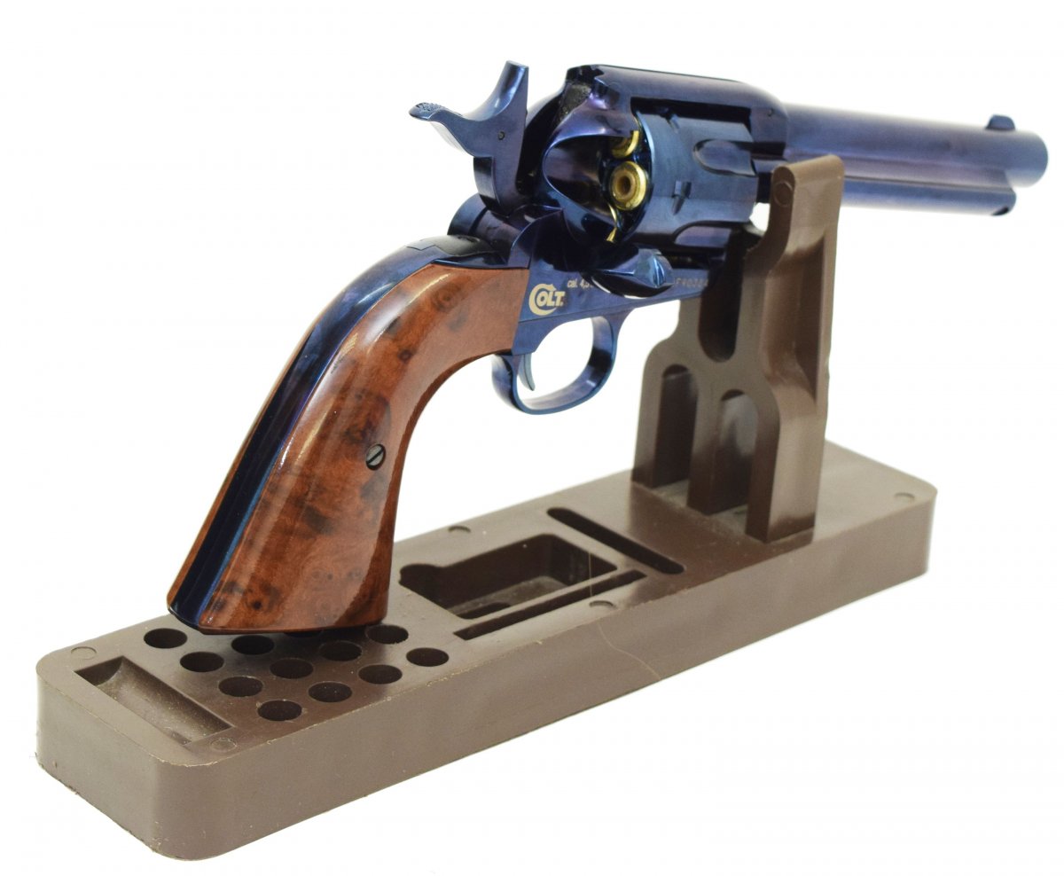 Пневматический револьвер Umarex Colt SAA .45 4.5 мм (bb, blue finish, ствол 5.5 дюймов)