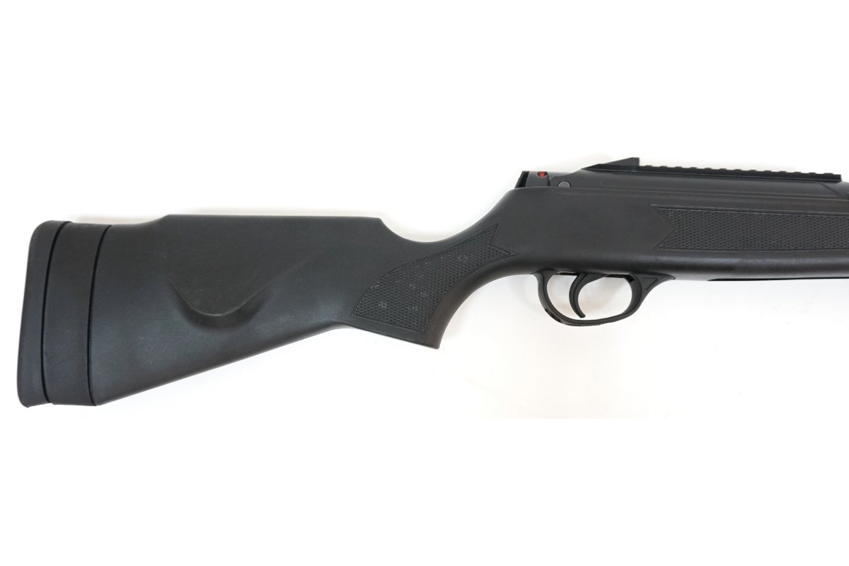 Пневматическая винтовка Hatsan Striker Alpha (3 Дж)