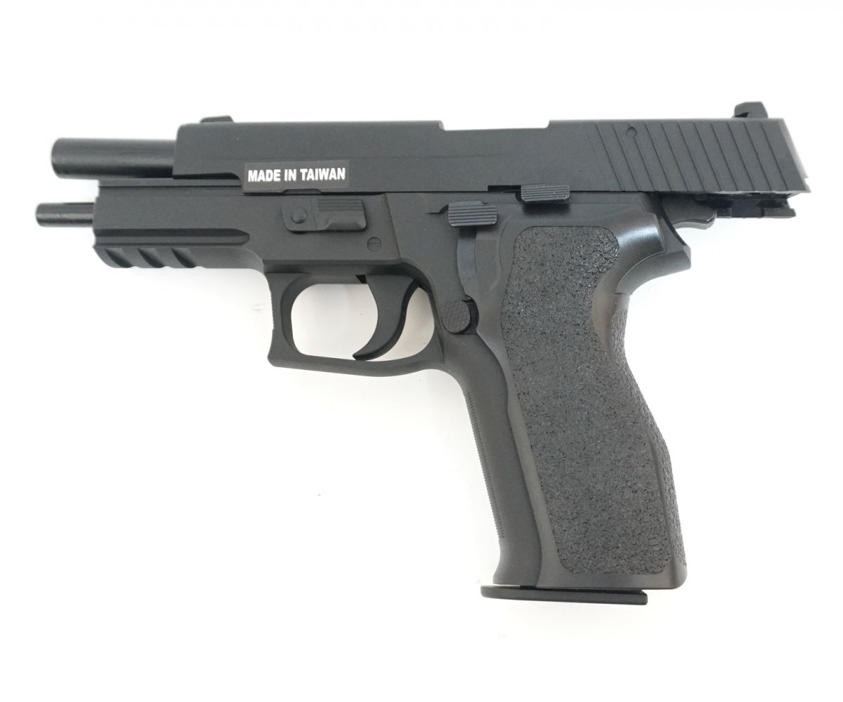 Страйкбольный пистолет KJW SigSauer P226E2 GBB (KP-01-E2.GAS)