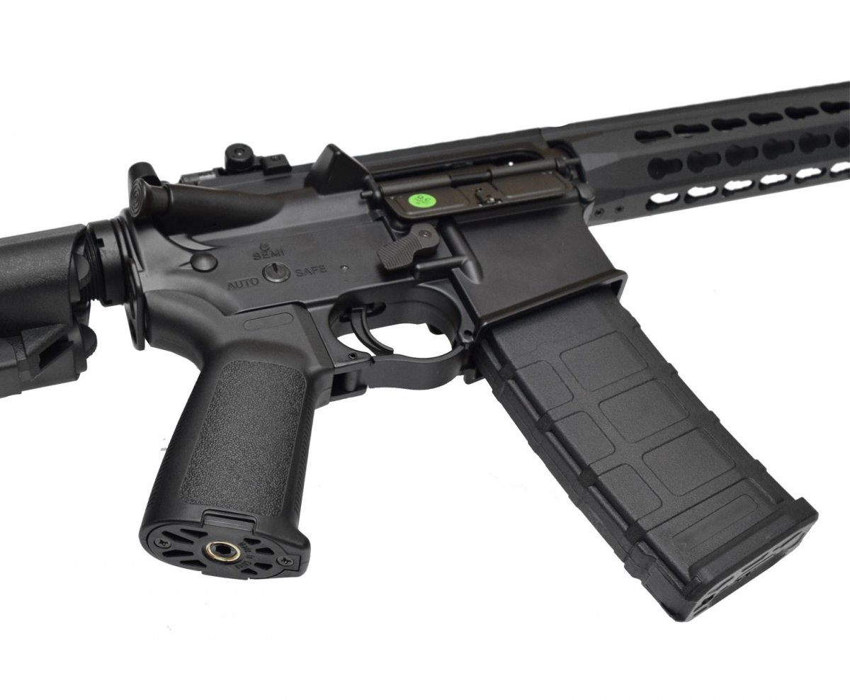 Страйкбольный автомат Cyma CM.068B M4 URX Rail 8