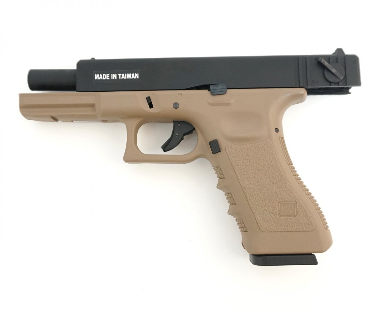 Страйкбольный пистолет KJW Glock G18 CO₂ GBB Tan (KP-18.CO2-TAN)