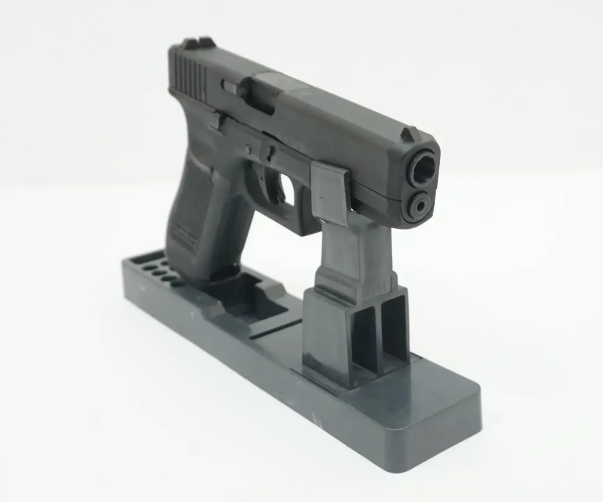 Страйкбольный пистолет WE Glock 17 Gen5 (WE-G001RDVB-BK) — металл-слайд, сменные накладки, площадки под оптику, 6 мм, Black