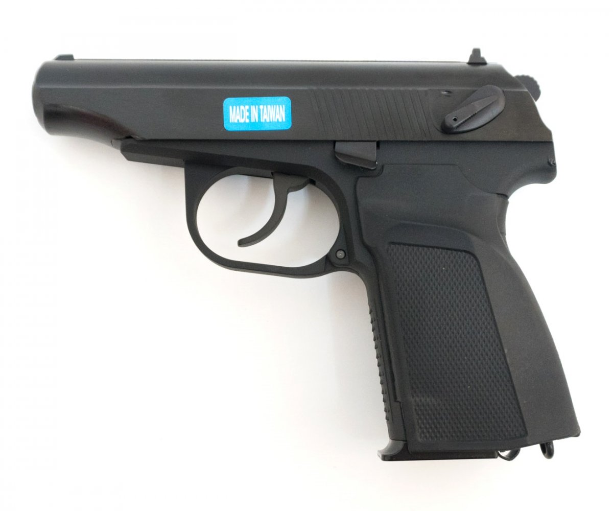 Страйкбольный пистолет WE Makarov 654K Black, с глушителем (WE-MA001-BK)