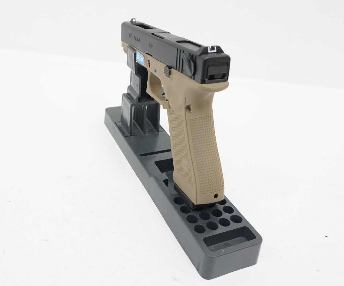 Страйкбольный пистолет WE Glock-18 Gen.4 Tan, сменные накладки (WE-G002B-TAN)