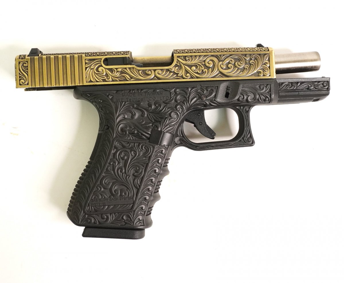 Страйкбольный пистолет WE Glock-19 Gen.3 Bronze, с гравировкой (WE-G003BOX-FP)