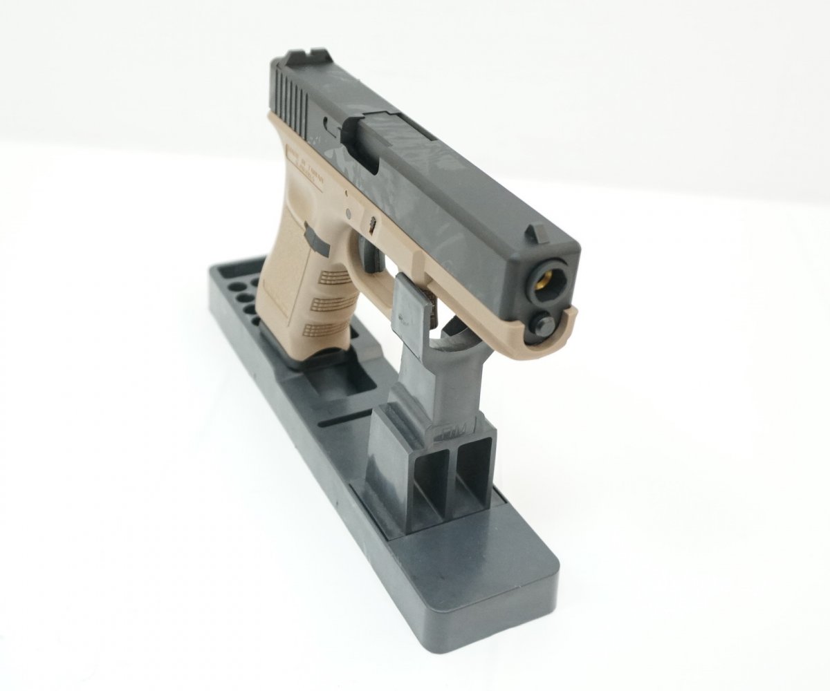 Страйкбольный пистолет KJW Glock G18 Gas GBB Tan (KP-18-TAN)