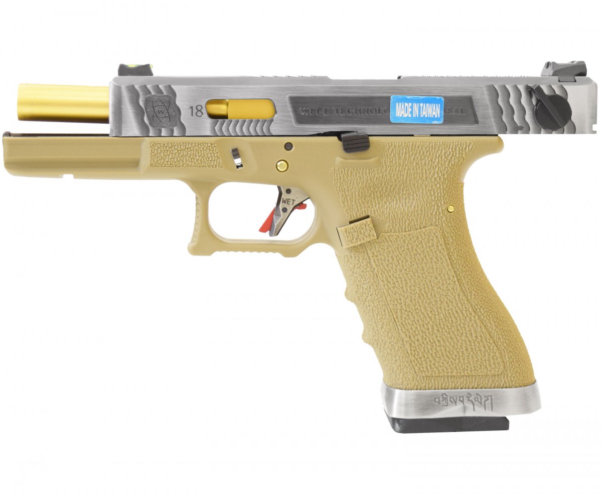 Страйкбольный пистолет WE Glock-18 G-Force, Tan рамка, серебр. затвор, золот. ствол