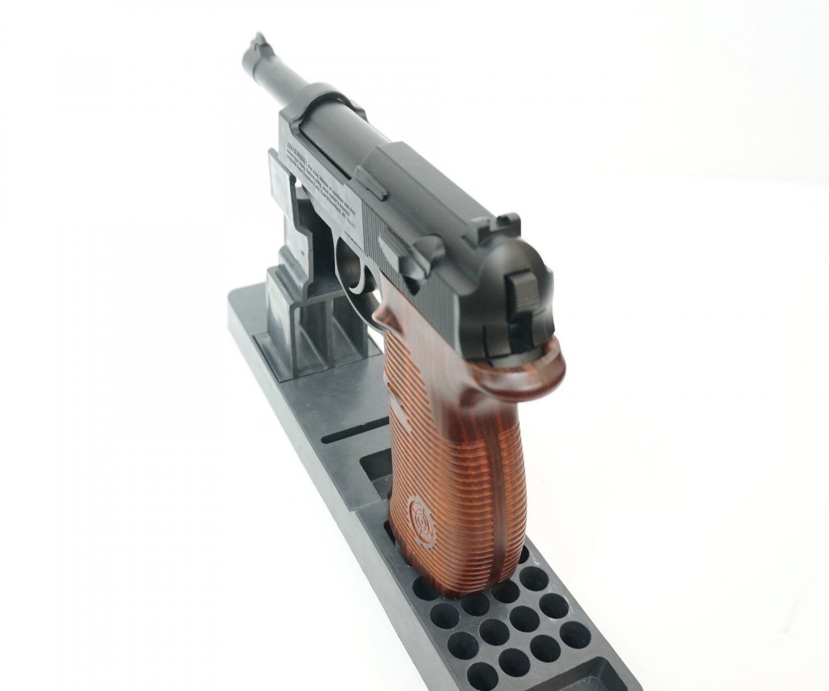 Пневматический пистолет Crosman C41 (Walther P.38)