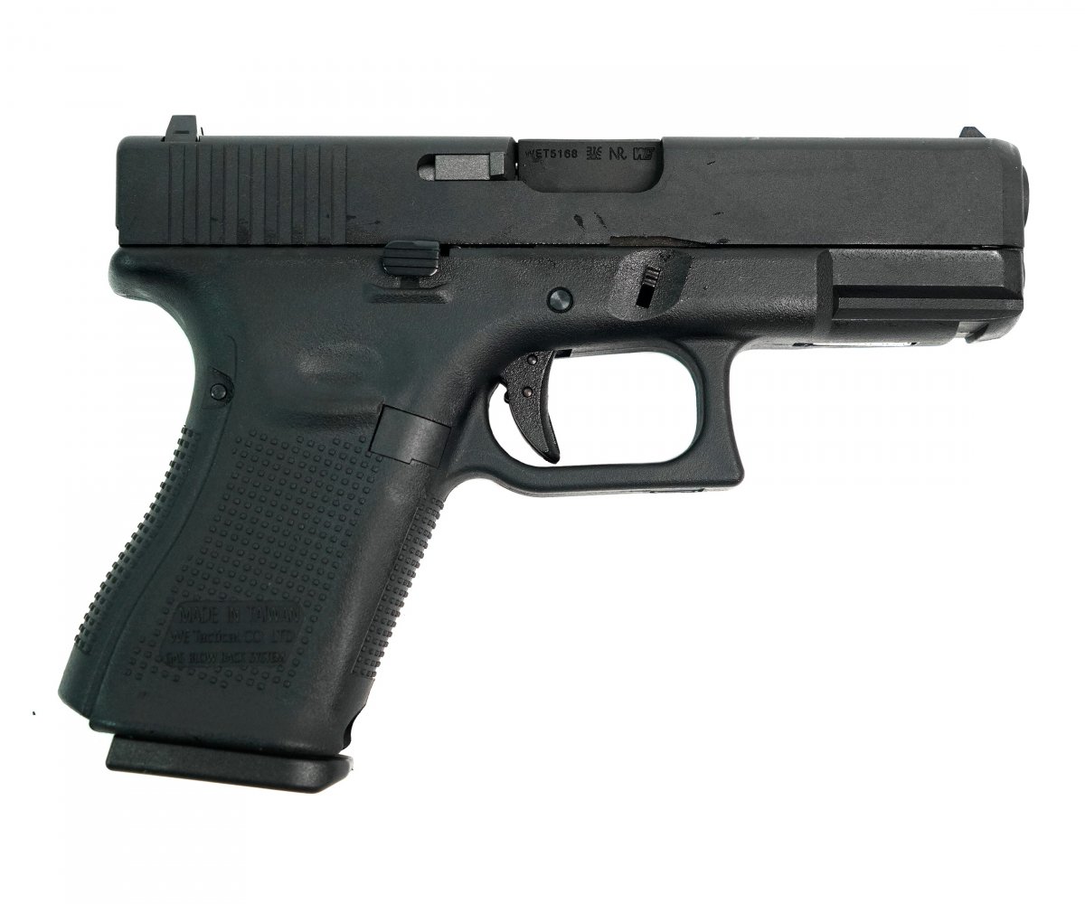 Страйкбольный пистолет WE Glock-19 Gen.5, сменные накладки (WE-G003VB-BK)
