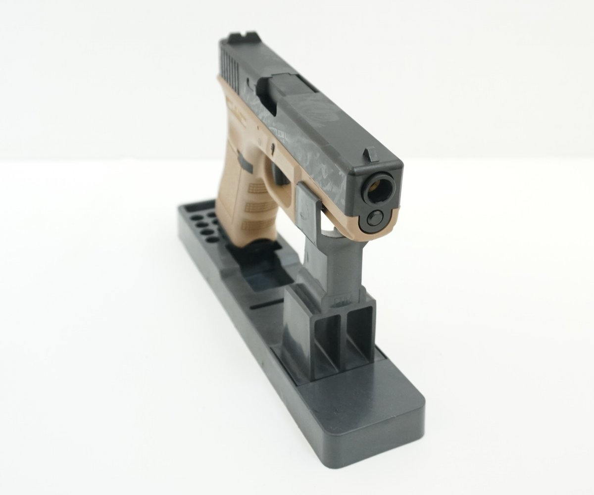 Страйкбольный пистолет KJW Glock G17 Gas GBB Tan (KP-17-TAN)