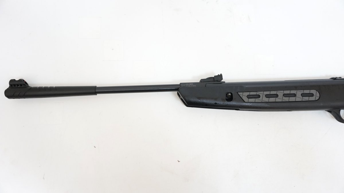 Пневматическая винтовка Hatsan Striker (1000S) 4,5 мм