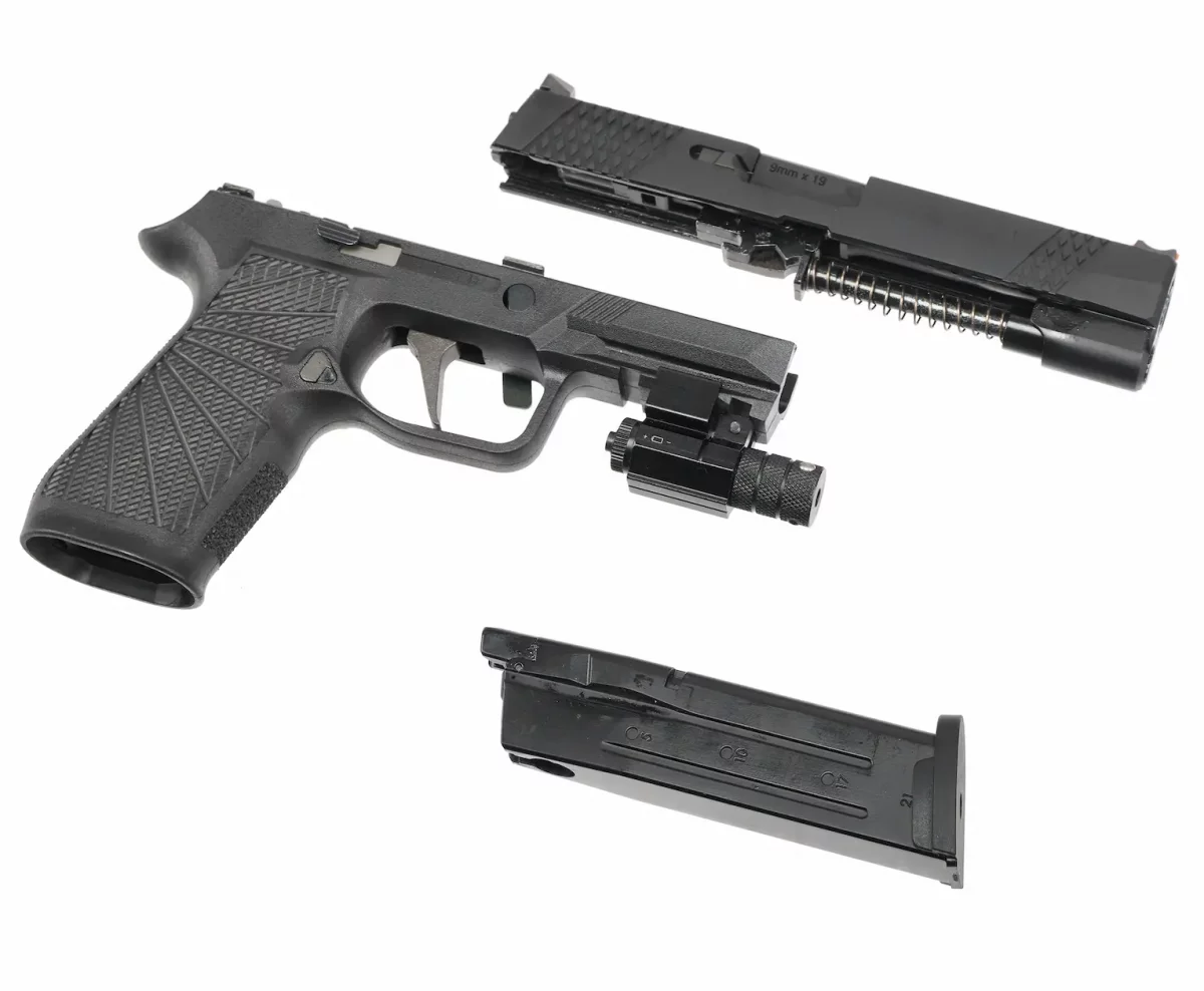 Страйкбольный пистолет WE P-320 M17 (WE-F007-BK) — Black, металл, GBB, 6 мм