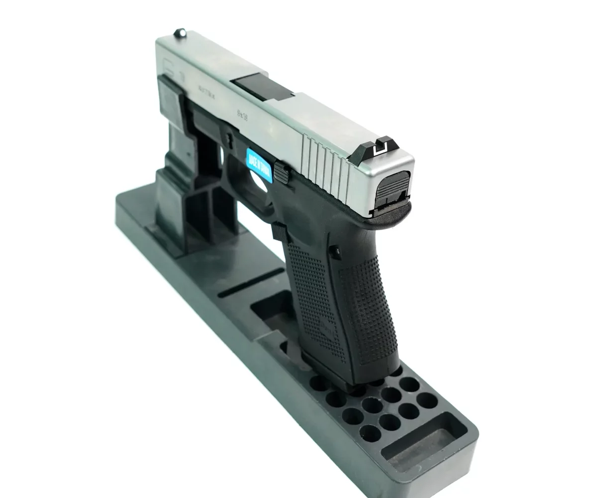 Страйкбольный пистолет WE Glock 19 Gen4 (WE-G003B-SV) — серебристый слайд, GBB, 6 мм