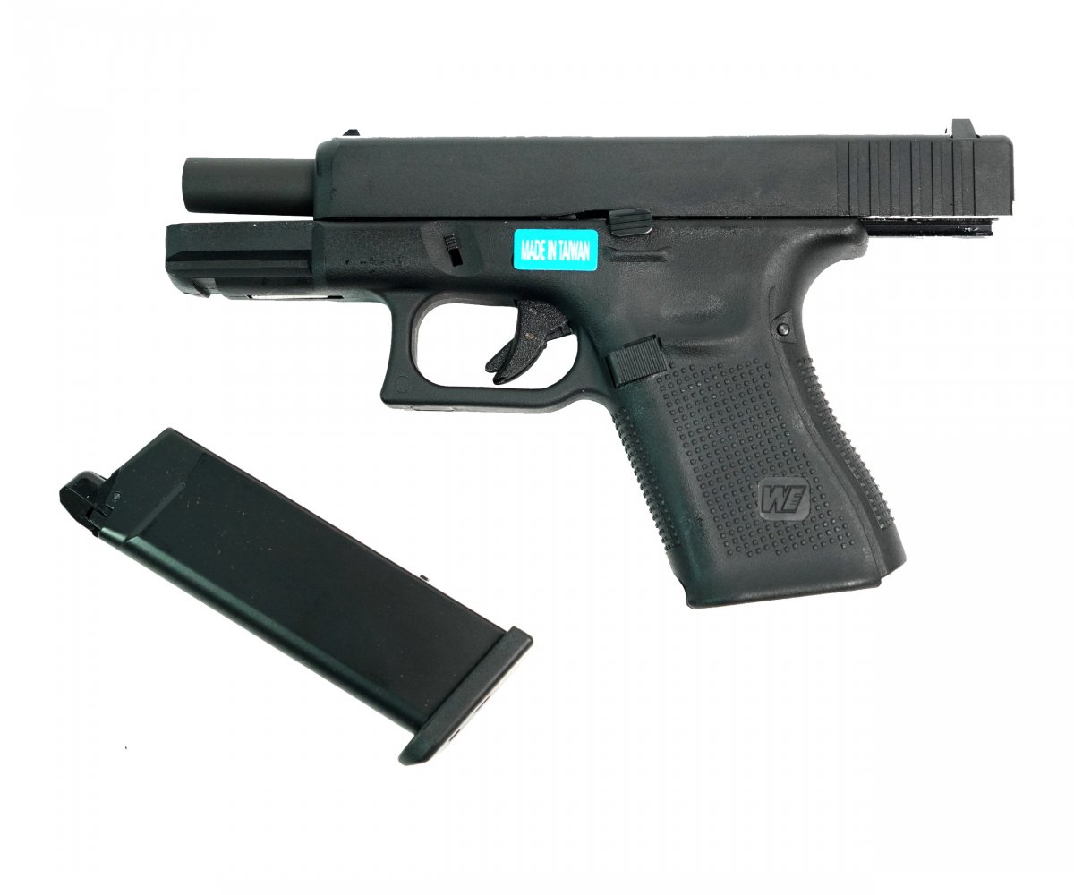 Страйкбольный пистолет WE Glock-19 Gen.5, сменные накладки (WE-G003VB-BK)