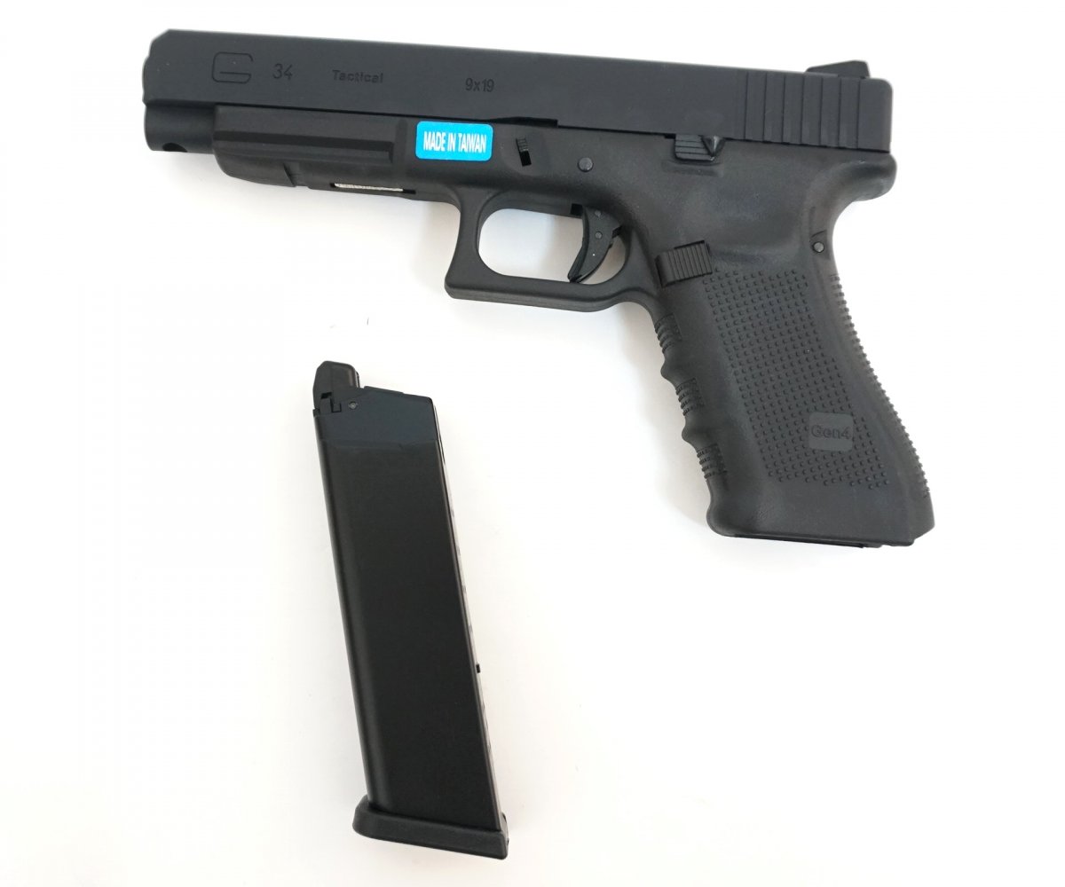 Страйкбольный пистолет WE Glock-34 Gen.4, сменные накладки (WE-G008B-BK)