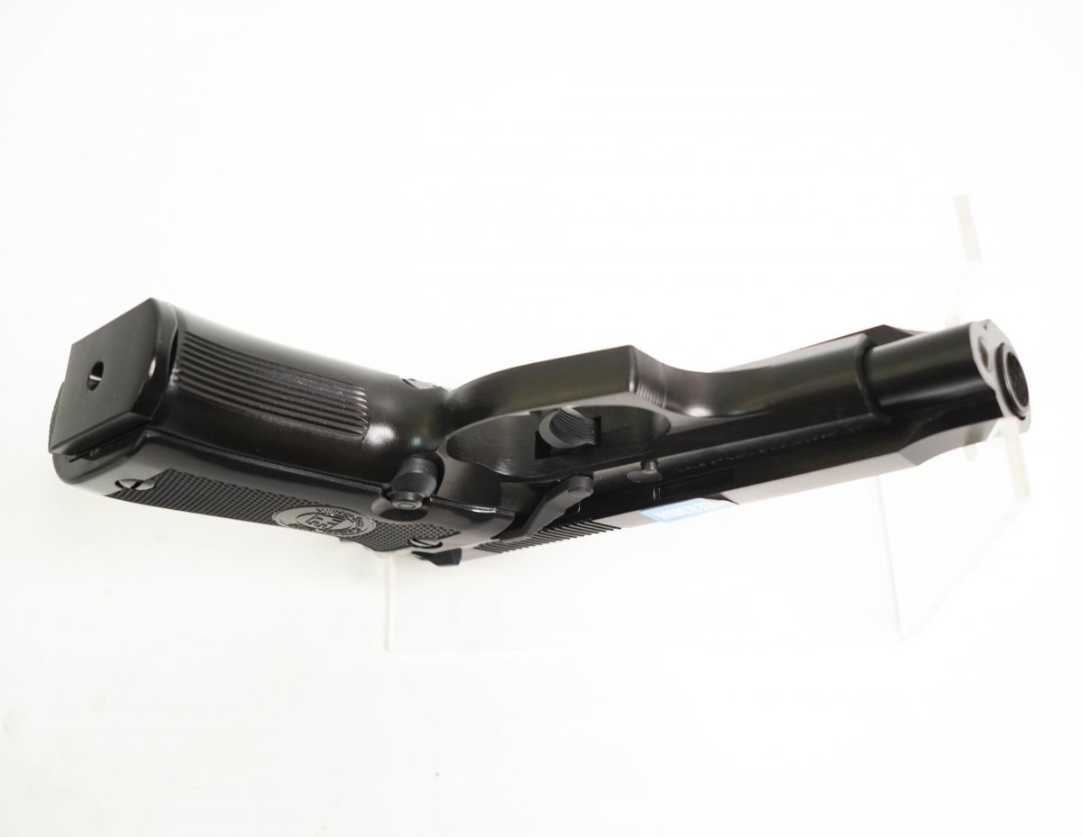 Страйкбольный пистолет WE Beretta M84 GBB (WE-M013-BK)