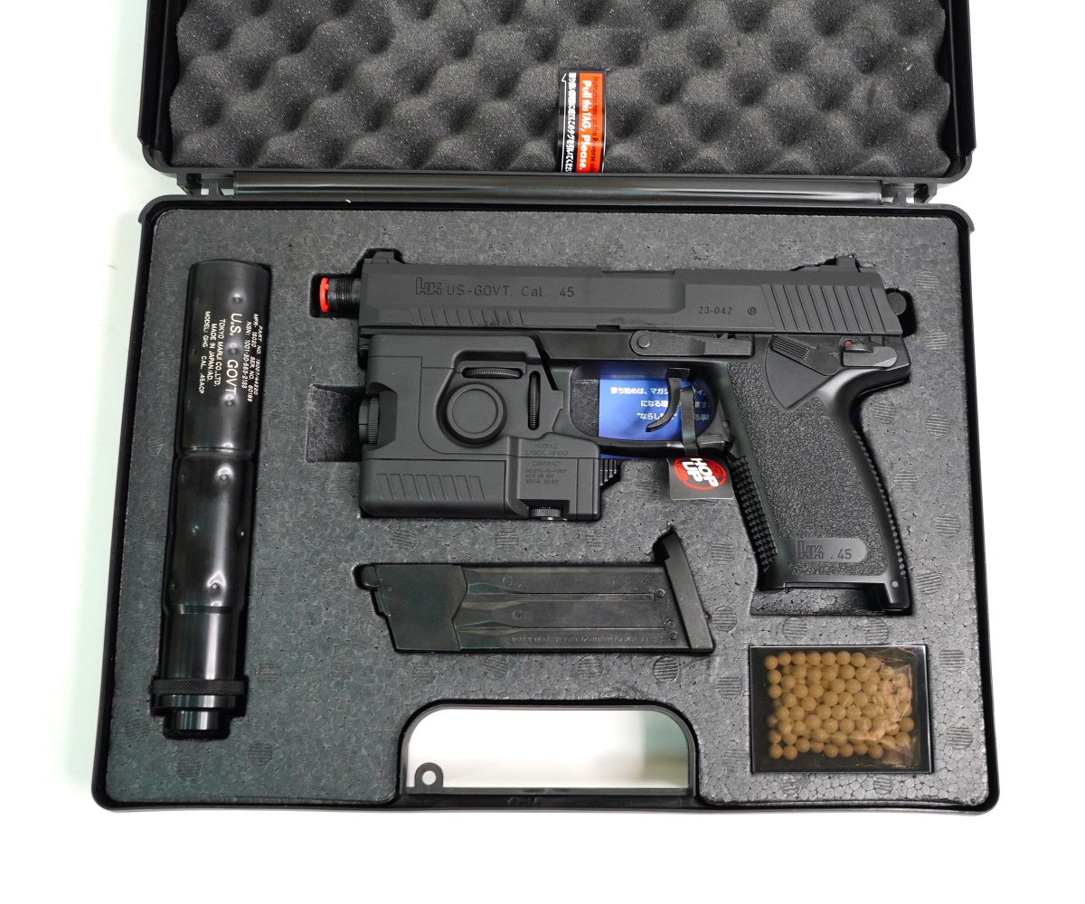 Страйкбольный пистолет Tokyo Marui SOCOM Mk.23 GNB (модератор, фонарь)