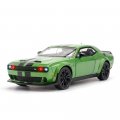Металлическая машинка Dodge Challenger SRT Hellcat 1:24 зелёная