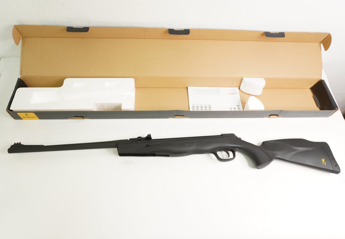 Пневматическая винтовка Umarex Browning X-Blade II 4.5 мм (пластик)