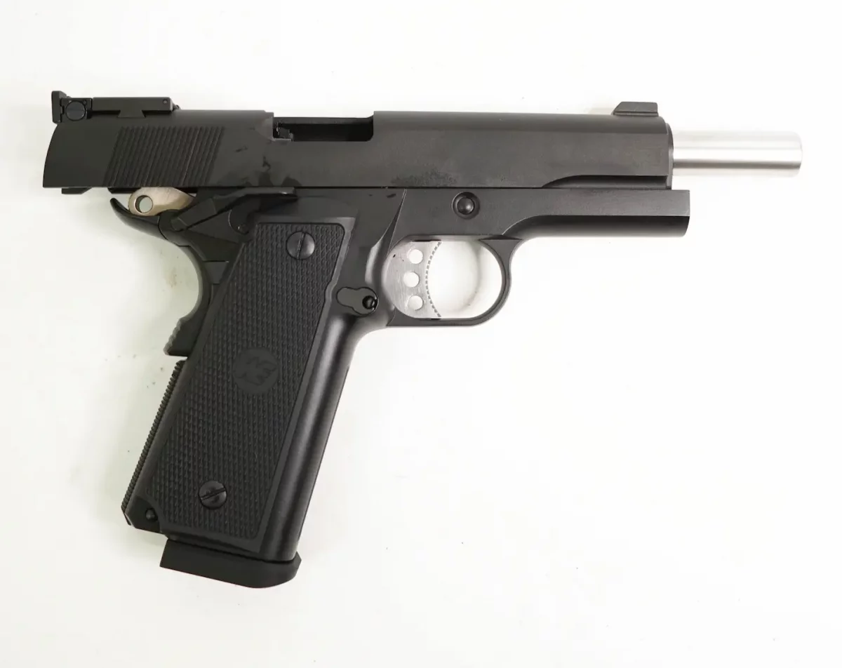 Страйкбольный пистолет WE Colt M1911 P14-45 CO₂ (WE-E004B-CO2)