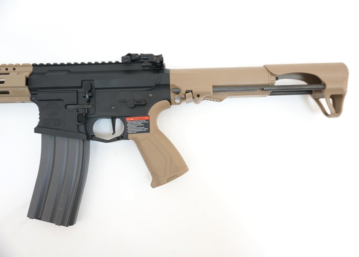 Страйкбольный автомат G&G CM16 Raider L 2.0E Desert (EGC-16P-R2E-DNB-NCM)
