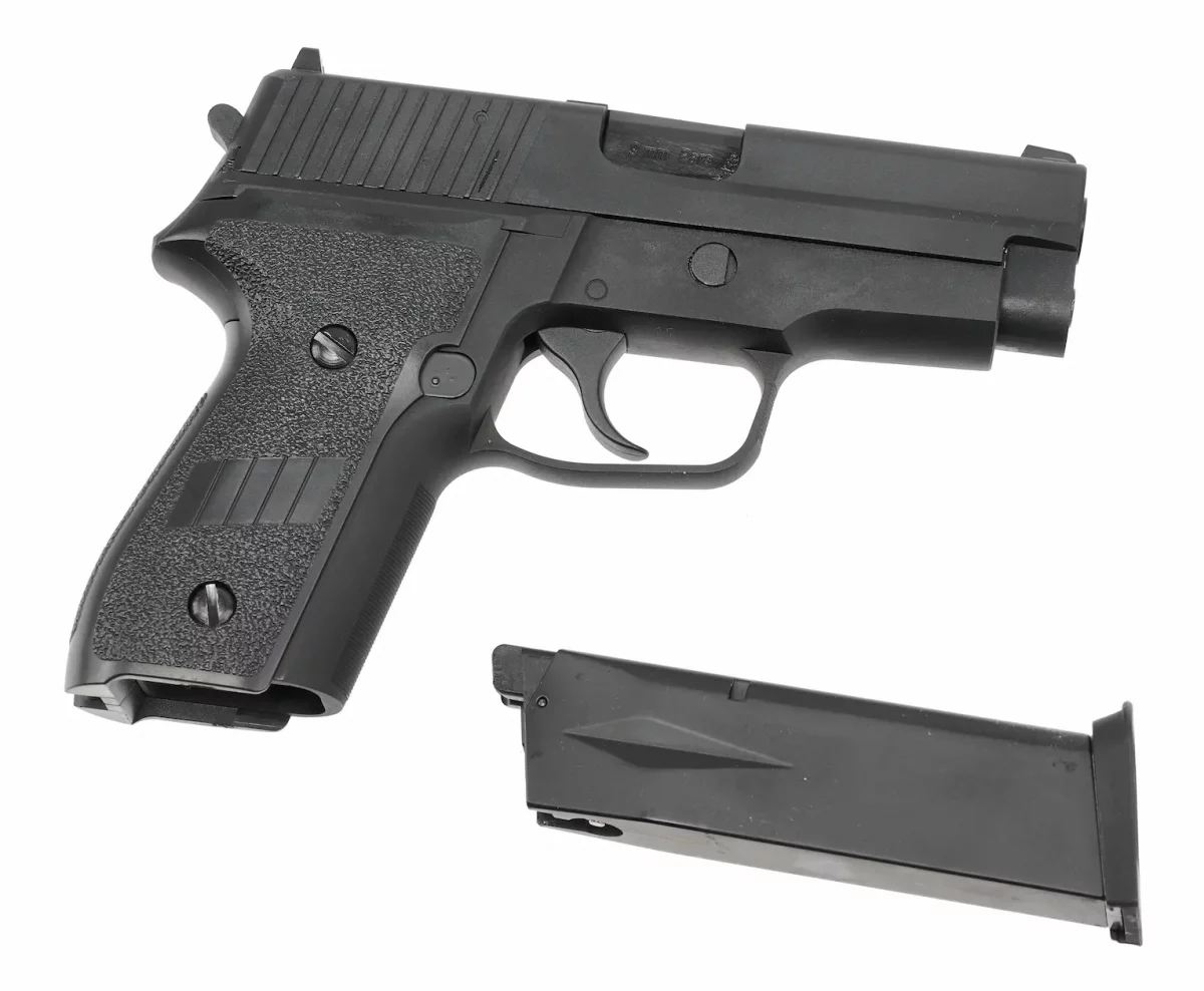 Страйкбольный пистолет WE P-228 (WE-F002 / GP428) — Black, металл, GBB, 6 мм