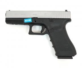 Страйкбольный пистолет WE Glock-17 Gen.4 Silver, сменные накладки (WE-G001B-SV)