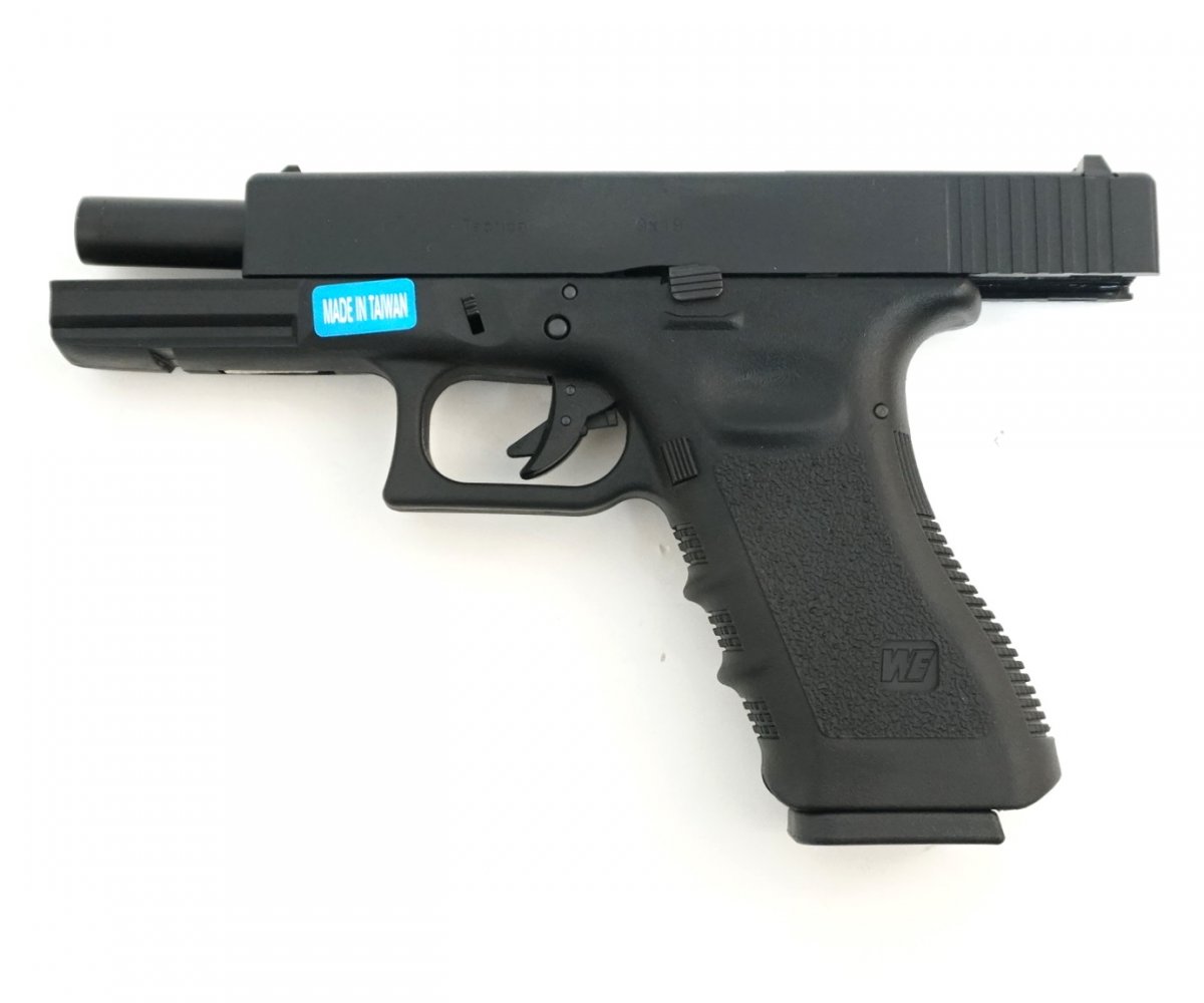 Страйкбольный пистолет WE Glock-17 Gen.3 Black (WE-G001A-BK)