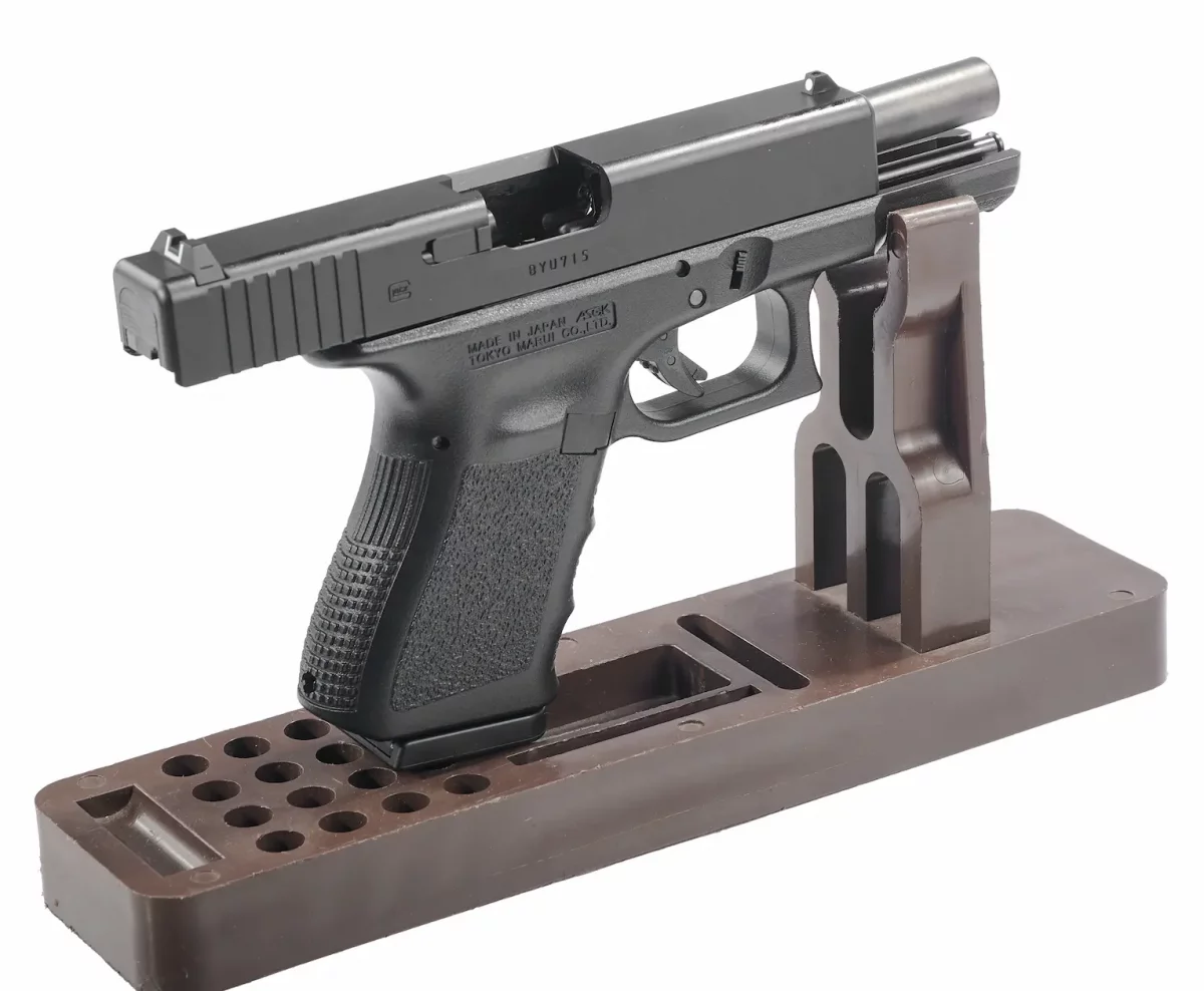 Страйкбольный пистолет Tokyo Marui Glock 19 — GBB, регулируемый Hop-Up, компакт-формат