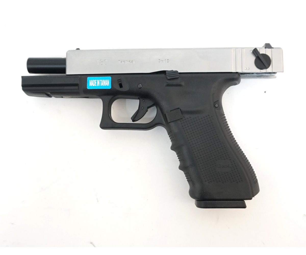 Страйкбольный пистолет WE Glock-18 Gen.4 Silver, сменные накладки (WE-G002B-SV)